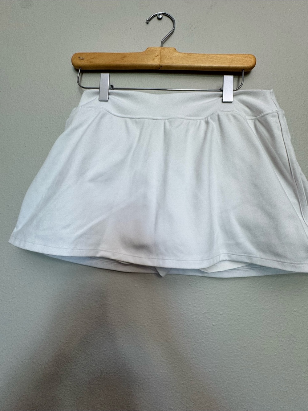Hollister White Athletic Mini Skort